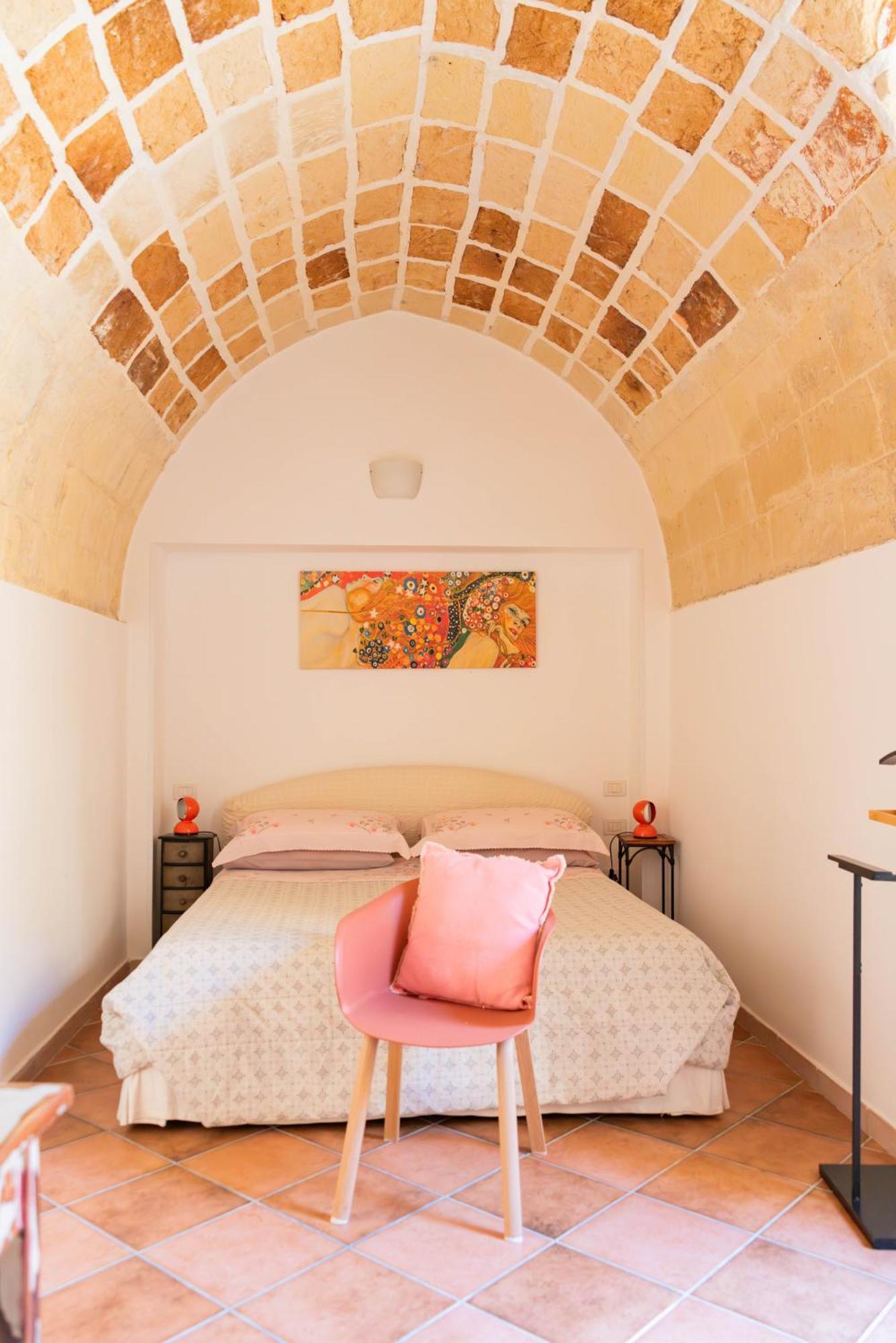 B&B Corte Dei Memoli Di Margiotta Giuseppina Лечче Экстерьер фото