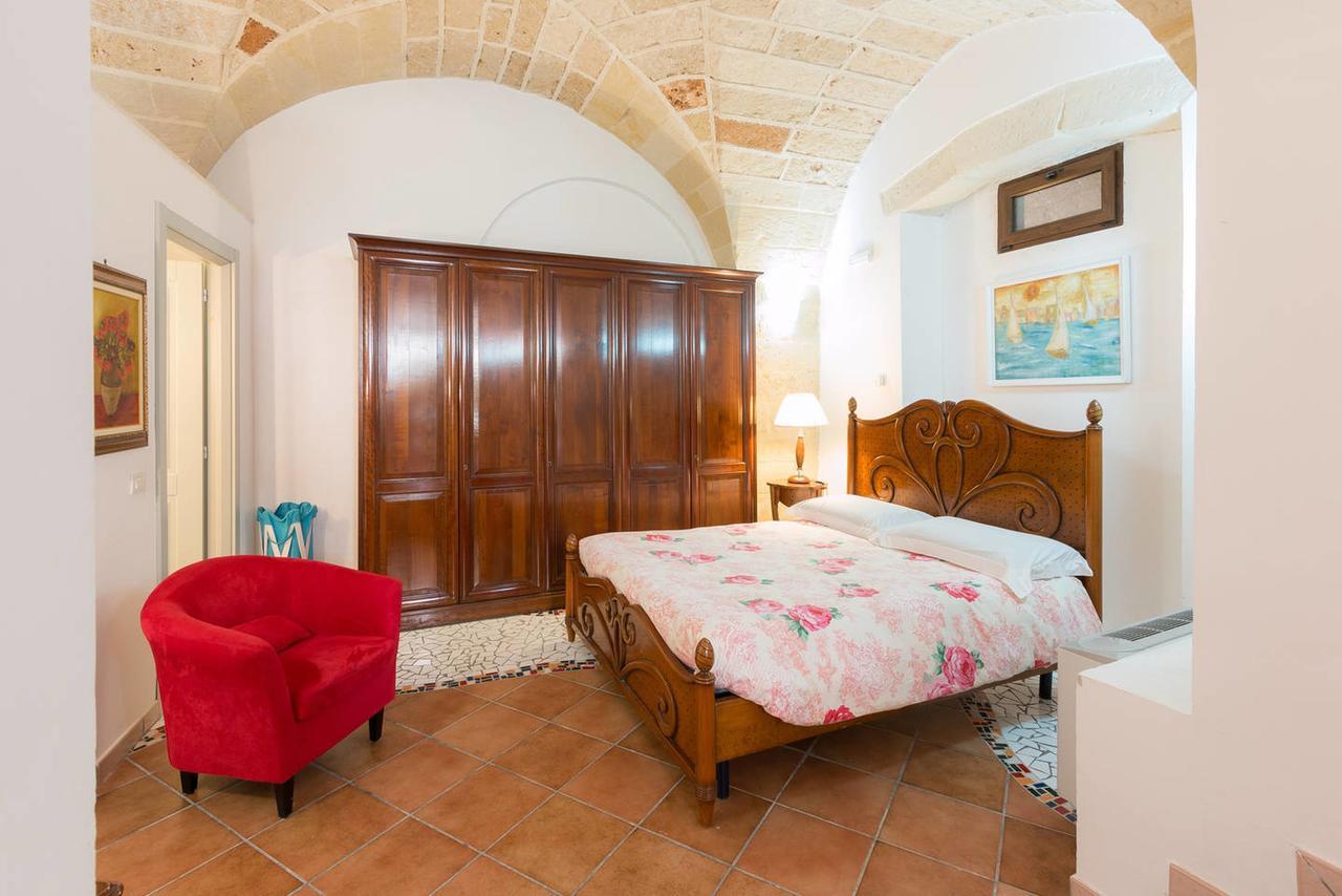 B&B Corte Dei Memoli Di Margiotta Giuseppina Лечче Экстерьер фото